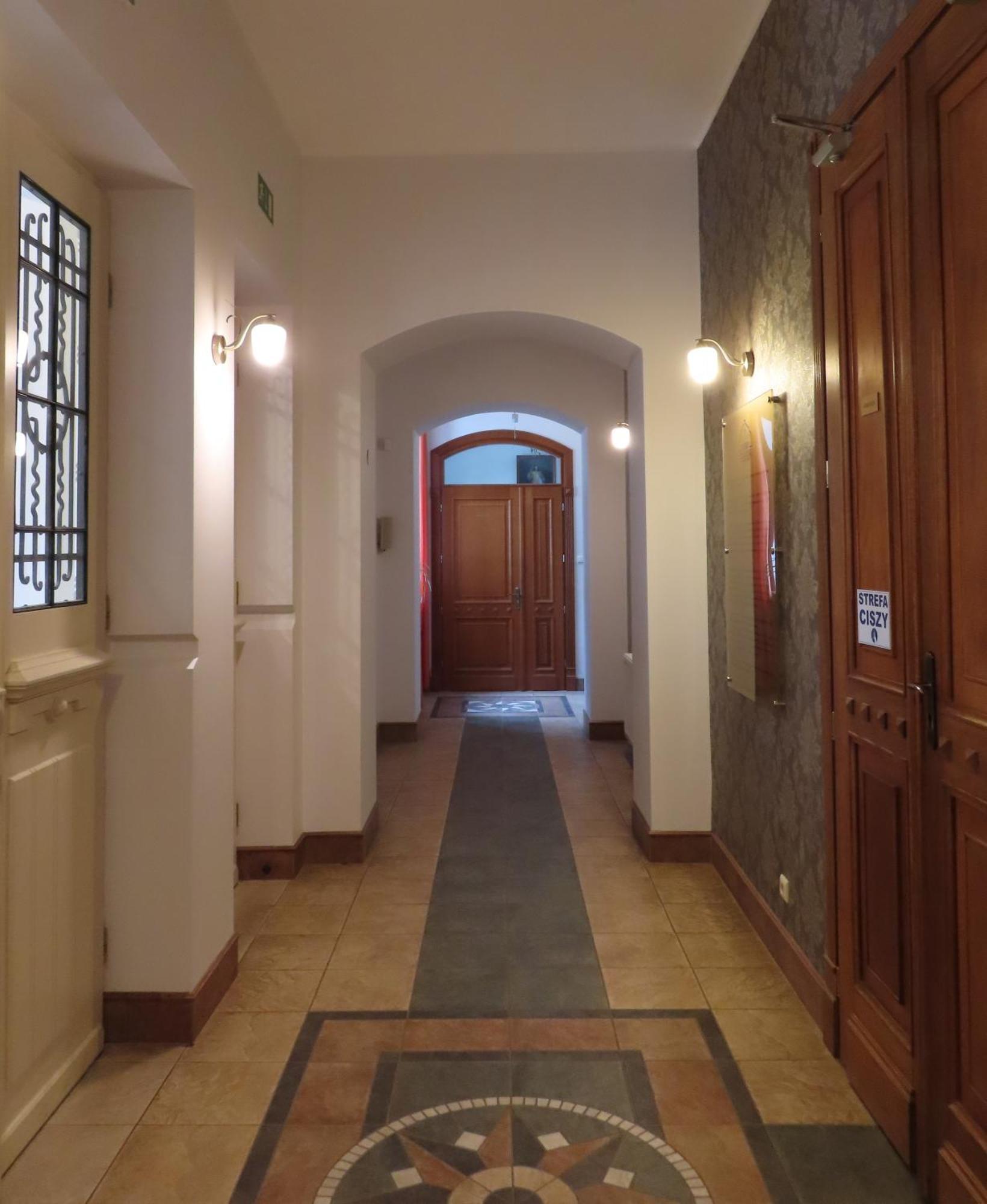Hotel Dobry Zakatek Dom Rekolekcyjny Konstancin-Jeziorna Esterno foto