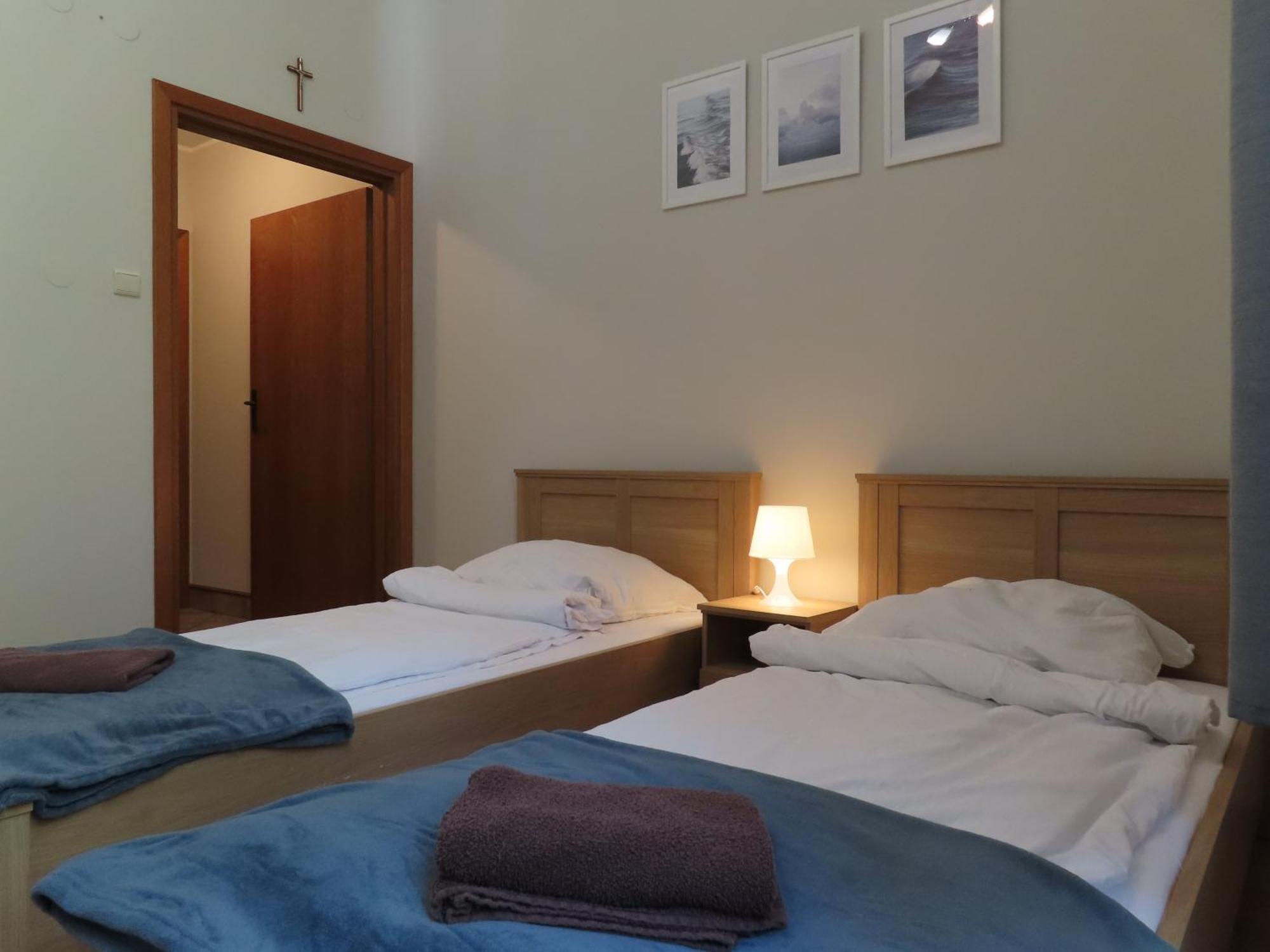 Hotel Dobry Zakatek Dom Rekolekcyjny Konstancin-Jeziorna Esterno foto