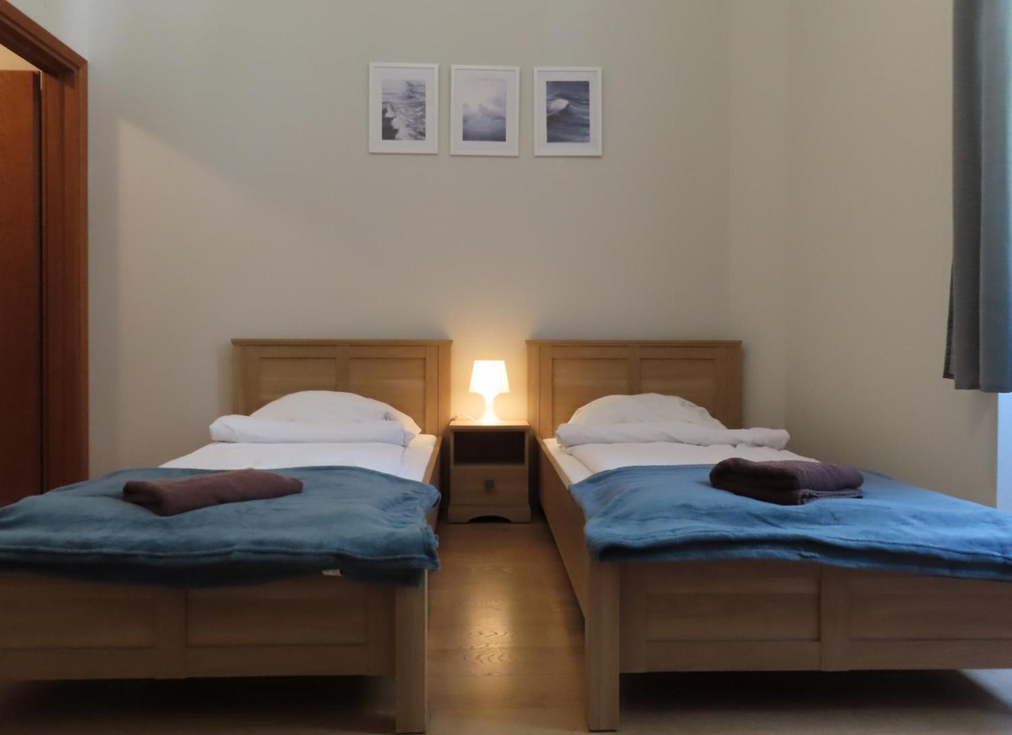 Hotel Dobry Zakatek Dom Rekolekcyjny Konstancin-Jeziorna Esterno foto