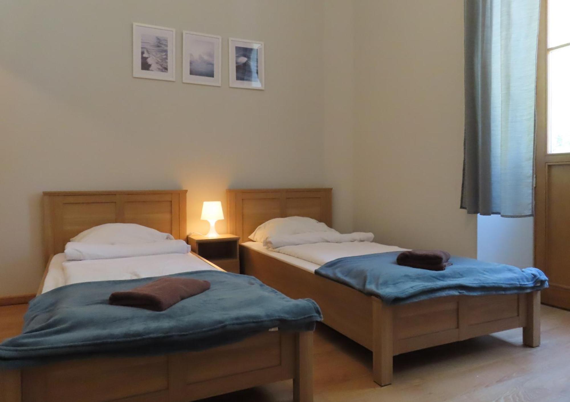 Hotel Dobry Zakatek Dom Rekolekcyjny Konstancin-Jeziorna Esterno foto