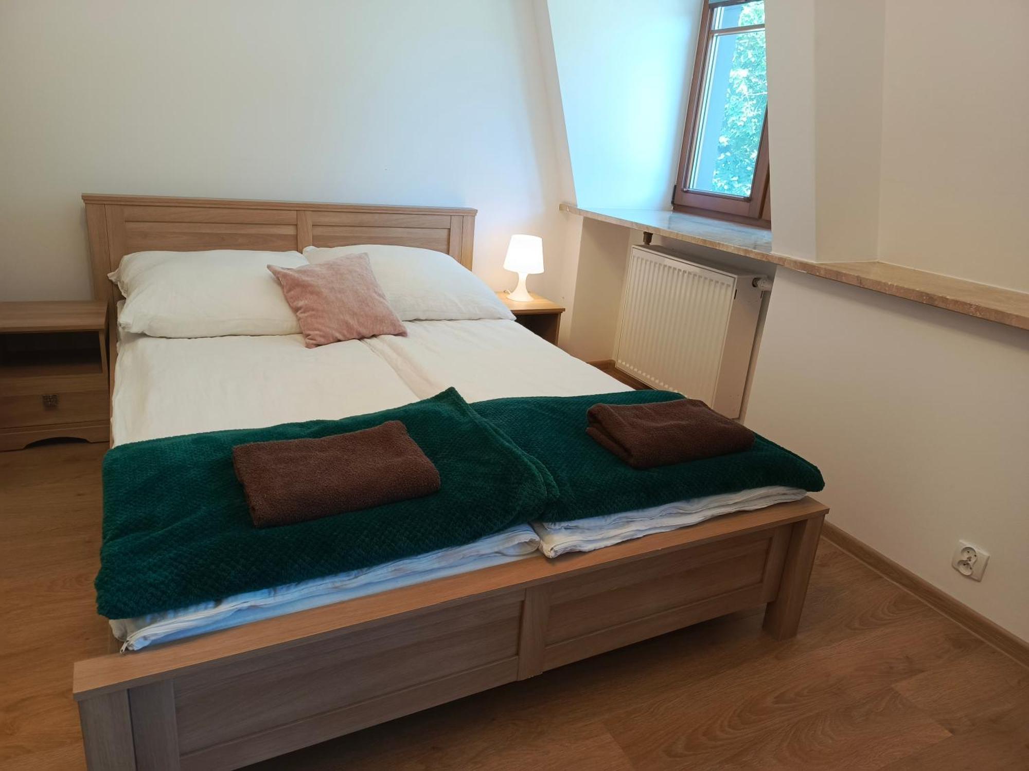 Hotel Dobry Zakatek Dom Rekolekcyjny Konstancin-Jeziorna Esterno foto